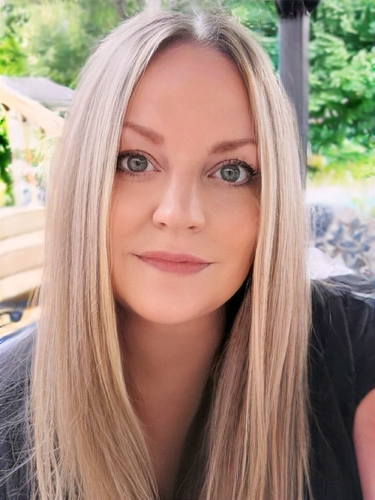 Danielle Clement